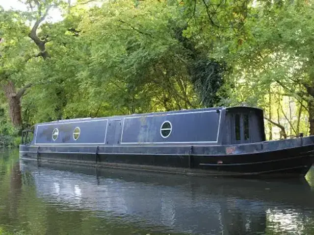 Narrowboat 50' Cruiser Stern