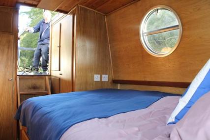 Narrowboat 50' Cruiser Stern