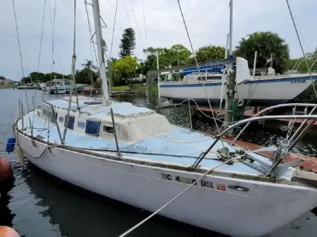 MORGAN YACHTS 35