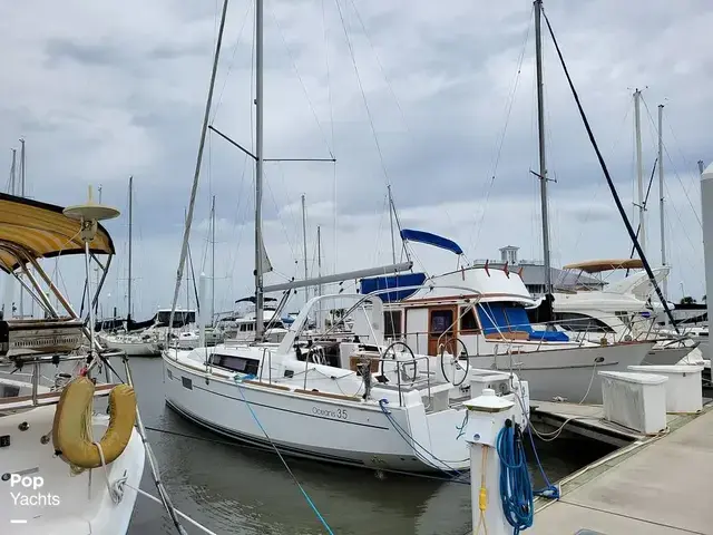 Beneteau 35 Oceanis WE - lifting keel