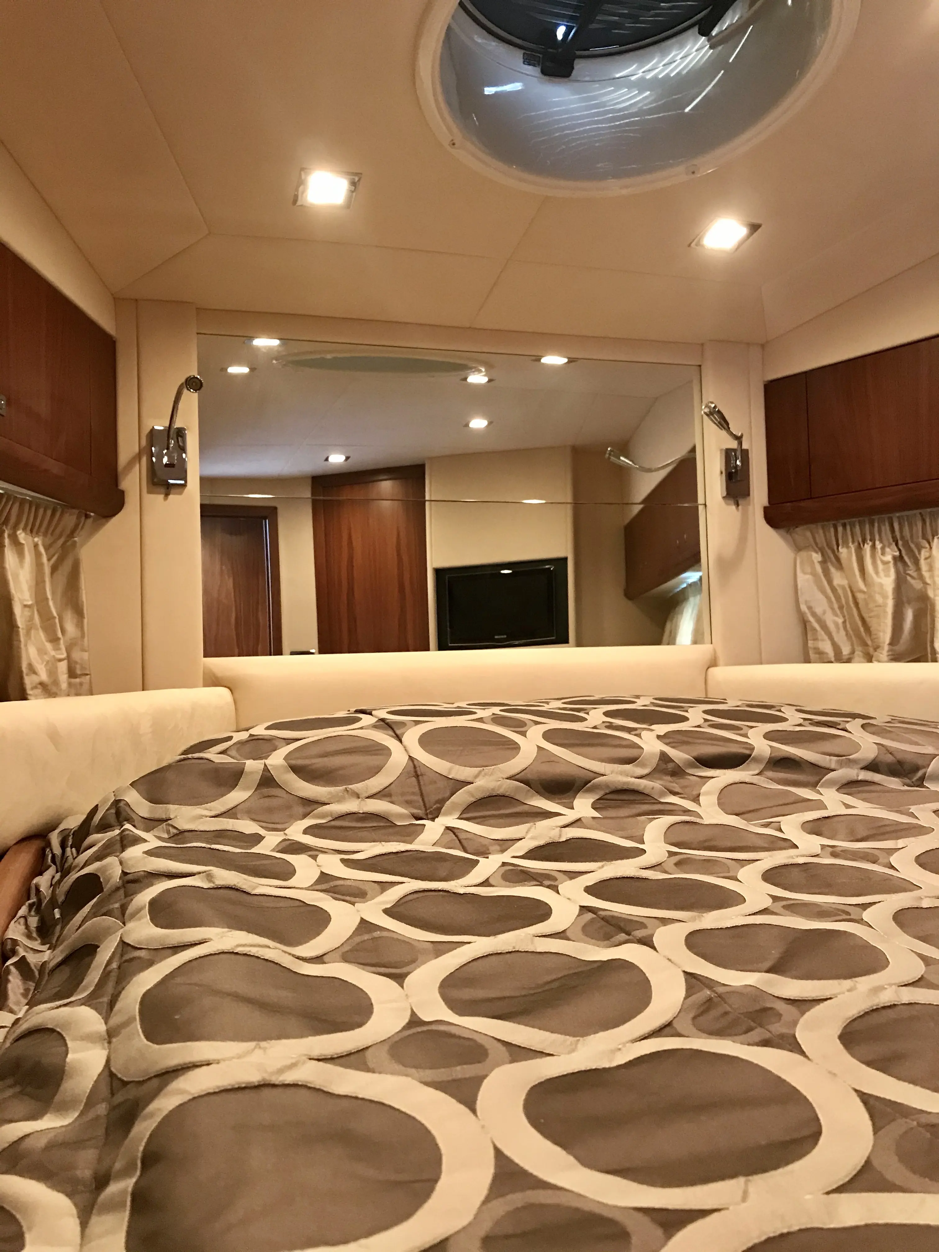 2011 Sunseeker predator 52