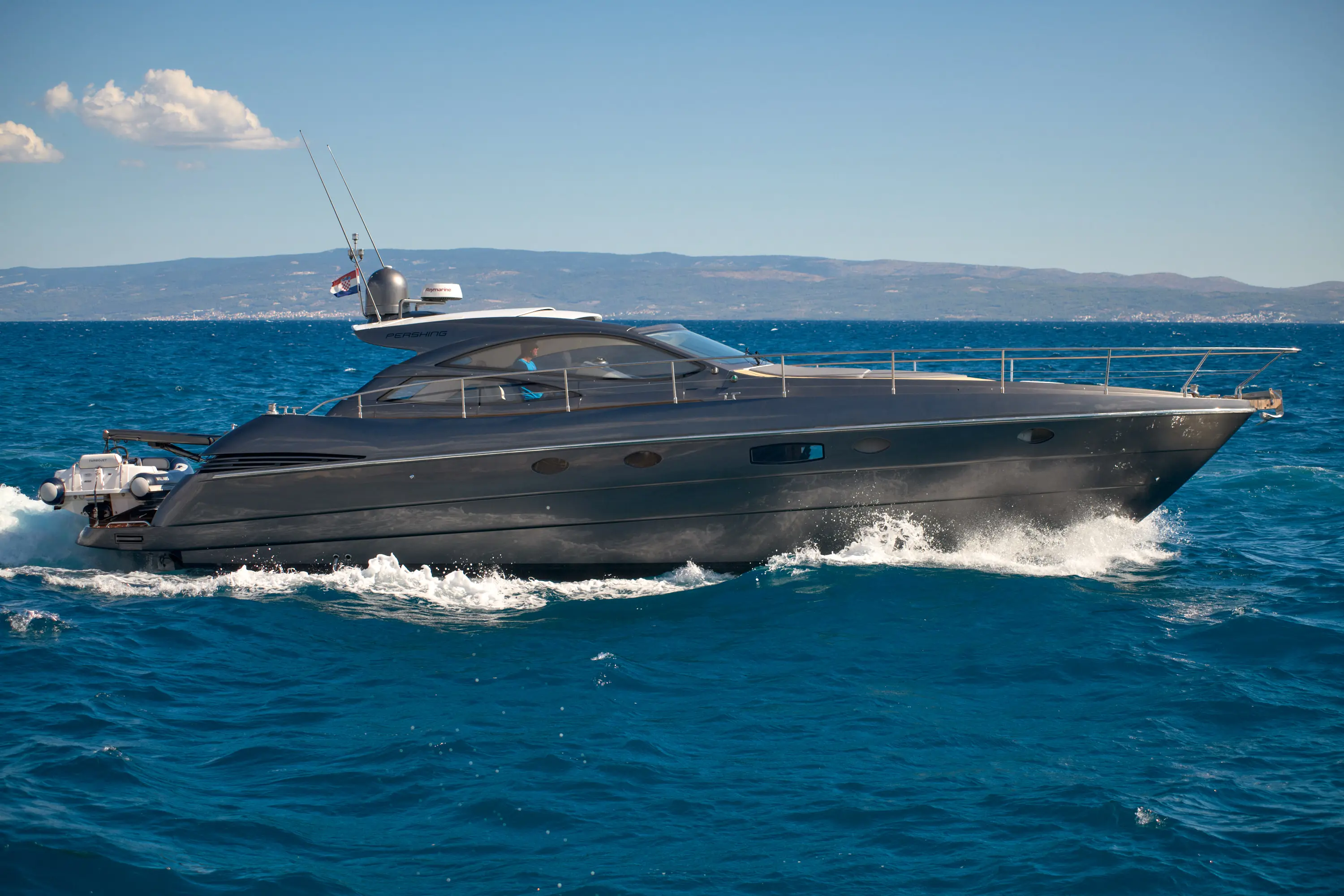 2004 Pershing 50