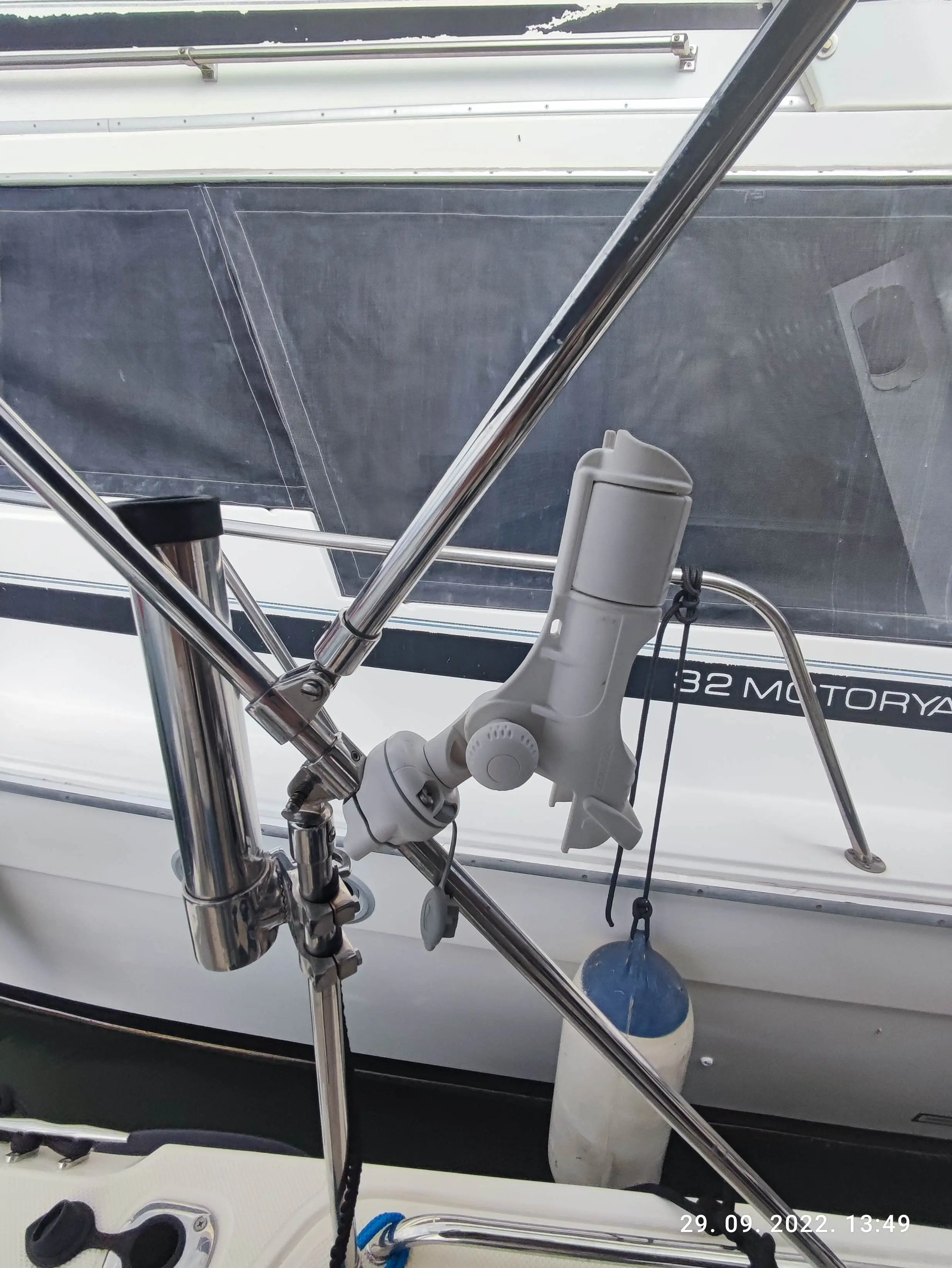 2016 Quicksilver 605 pilothouse