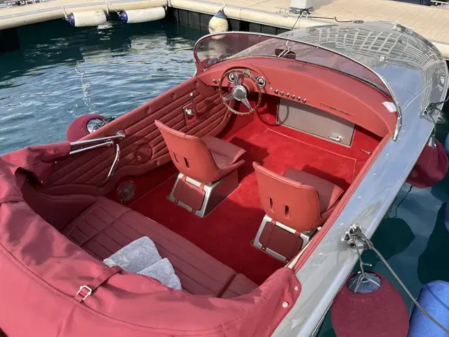 Seven Seas Yachts Hermes Speedster