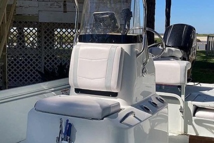 Lowe Bay 20