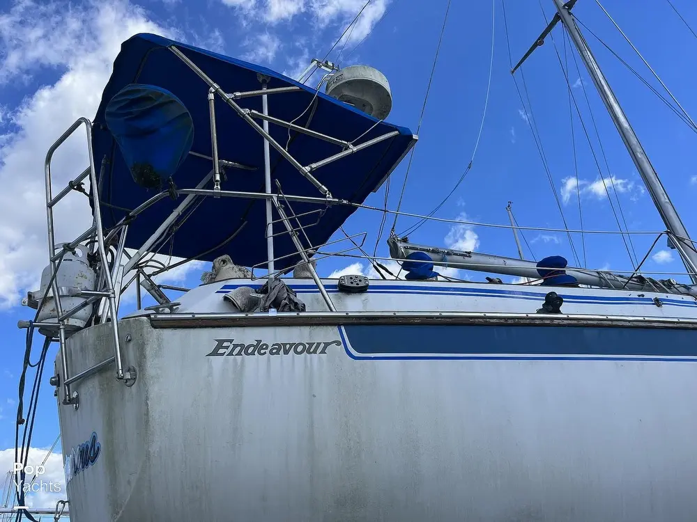 1977 Endeavour 37