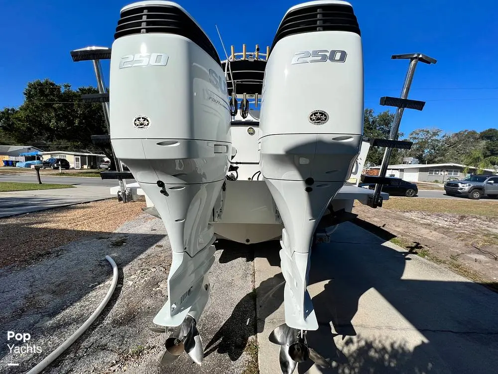 1998 Mirage 29 sport fishing