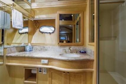 Mckinna 48 Pilothouse