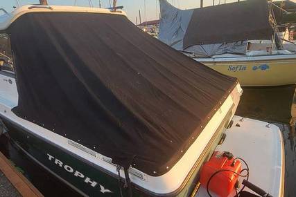 Trophy Boats 2359 Alaskan 360 Hard Top