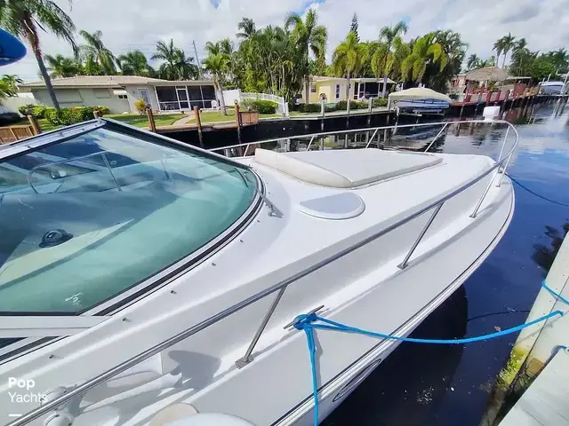 Cruisers Yachts 3470 Express