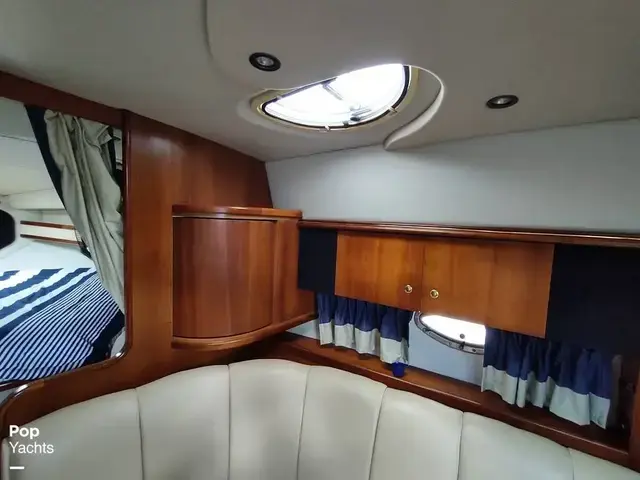 Cruisers Yachts 3470 Express