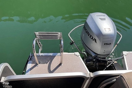 Premier Pontoons Sunsation 300