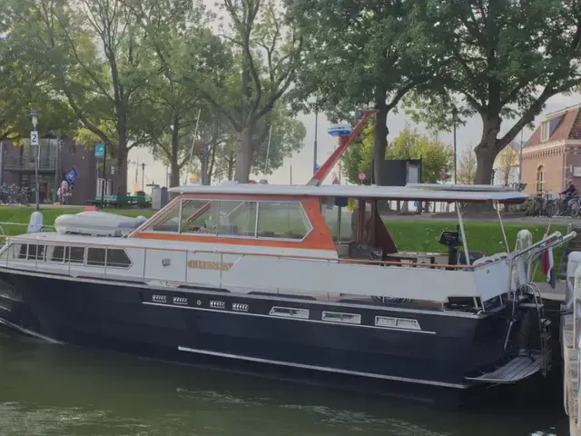 Lütje Motoryacht