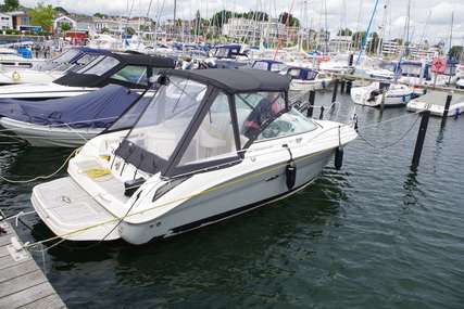 Sea Ray 235 Weekender