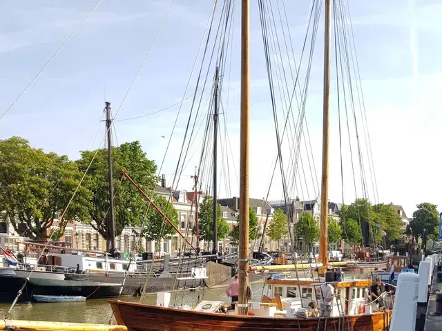 Custom Boats CLASSIC TWO MAST SAILING YACHT OAK