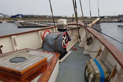 Custom Boats CLASSIC TWO MAST SAILING YACHT OAK