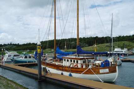 Custom Boats CLASSIC TWO MAST SAILING YACHT OAK