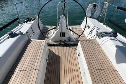 J Boats J 112