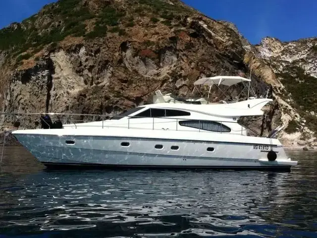 Ferretti Yachts 46 FLY