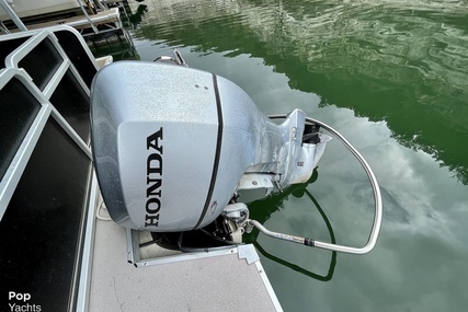 Premier Pontoons Sunsation 300