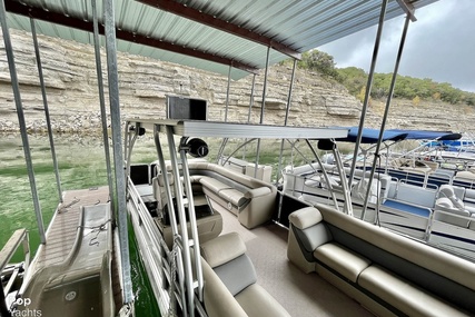 Premier Pontoons Sunsation 300