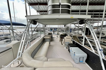 Premier Pontoons Sunsation 300