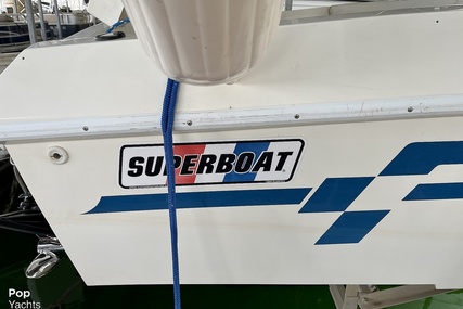 Superboat 24