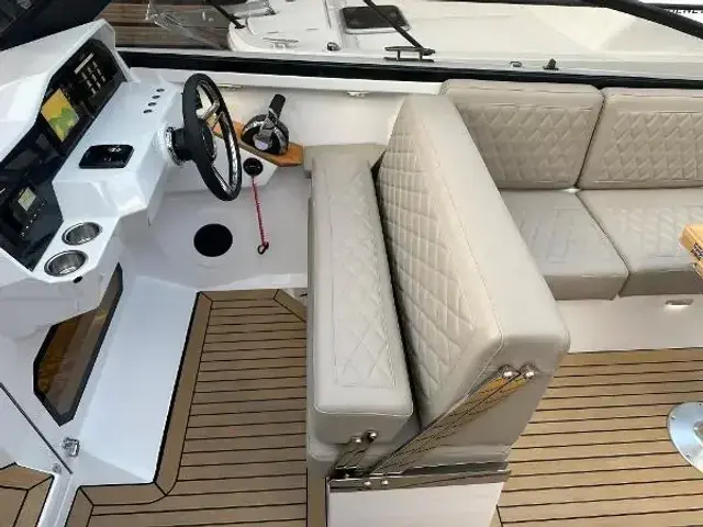 Rand Leisure 28