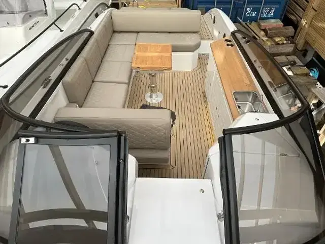 Rand Leisure 28