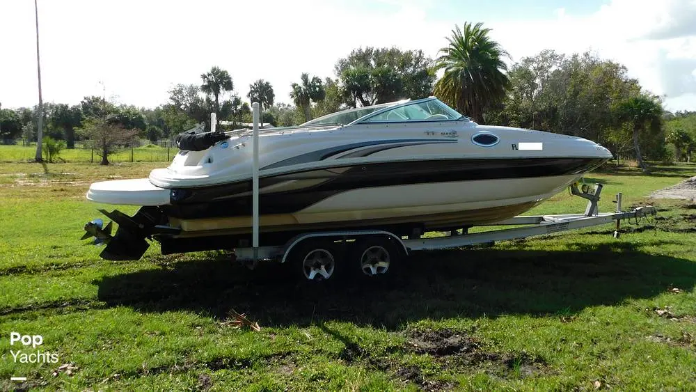 2004 Sea Ray 240 sundeck