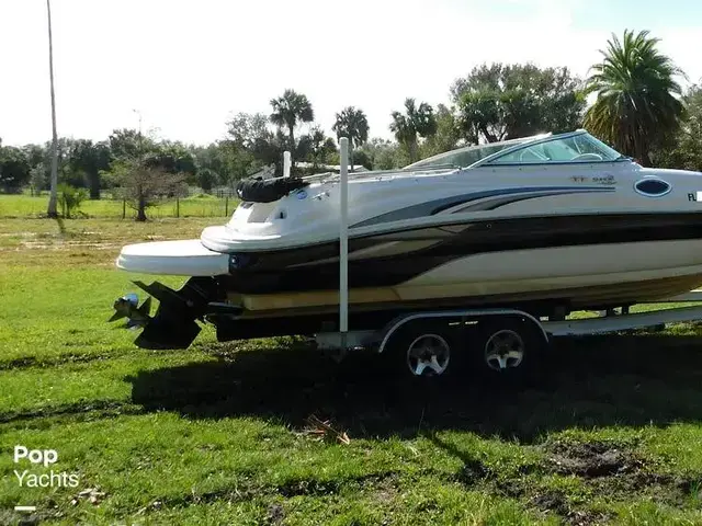 Sea Ray 240 Sundeck