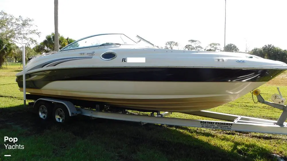 2004 Sea Ray 240 sundeck