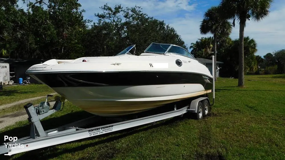 2004 Sea Ray 240 sundeck