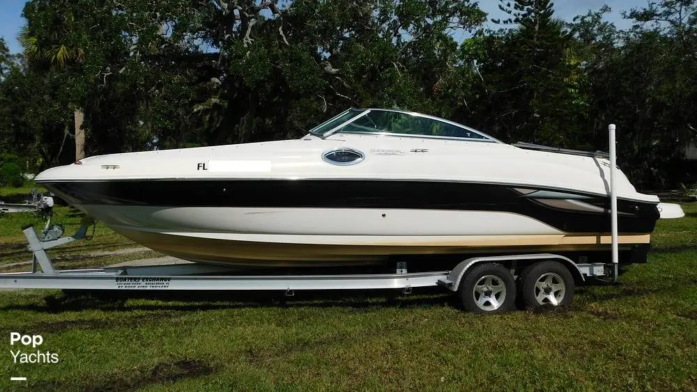 2004 Sea Ray 240 sundeck