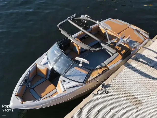 Malibu Wakesetter 22 Lsv