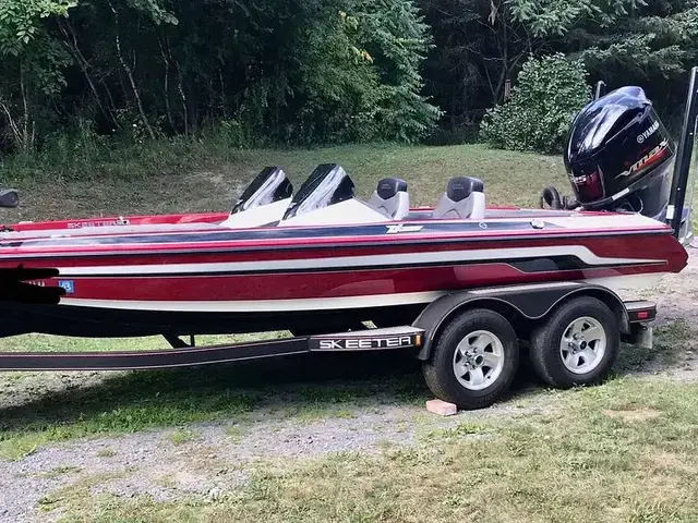 Skeeter Zx 225