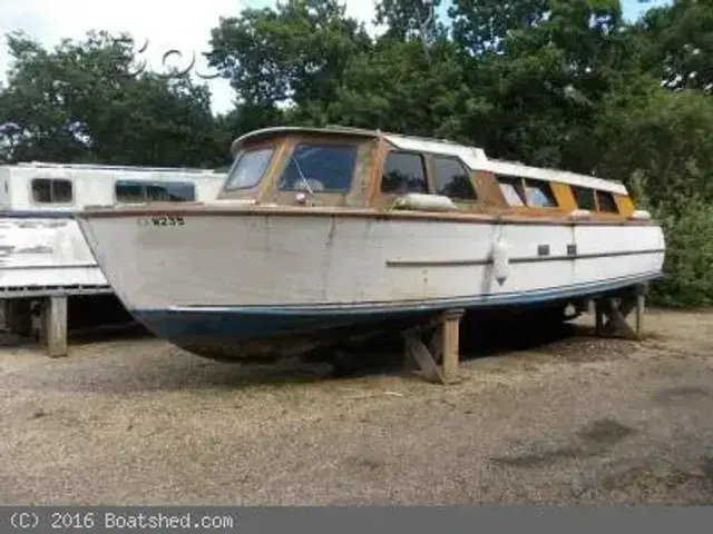 wooden Broads Cruiser