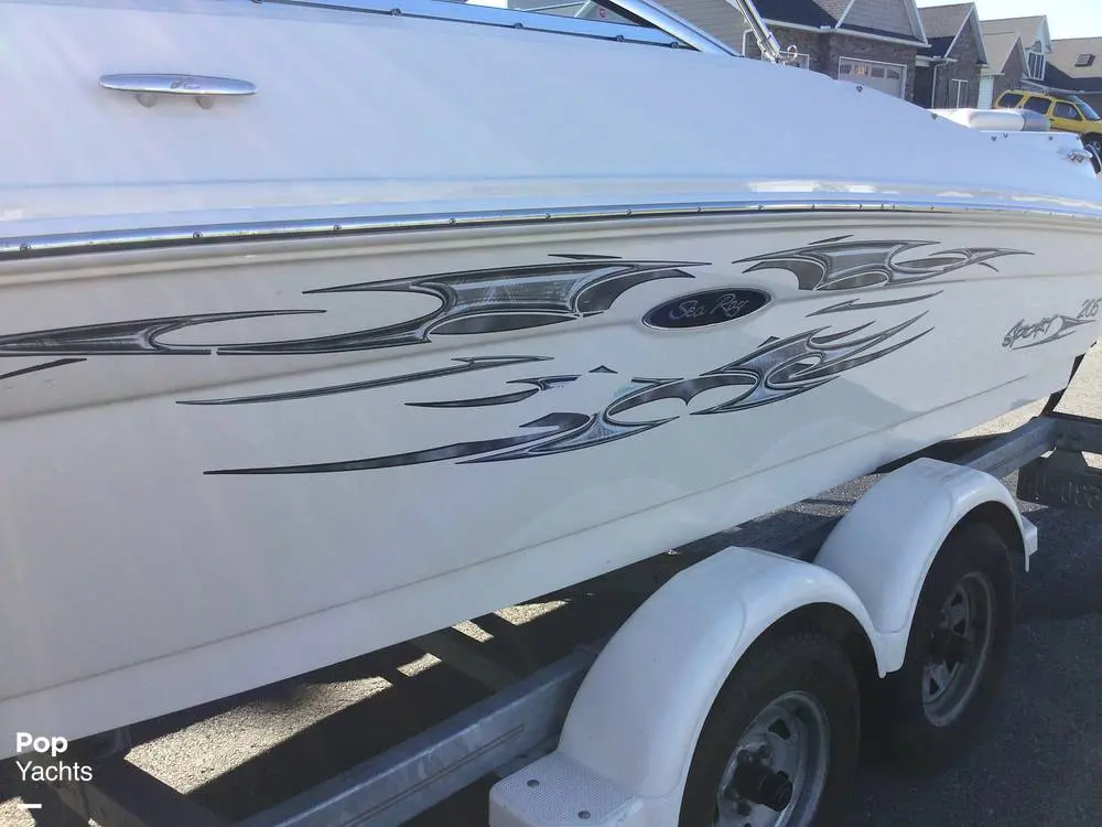 2008 Sea Ray 205 sport