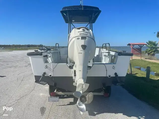 Boston Whaler 21 Outrage (Justice Edition)