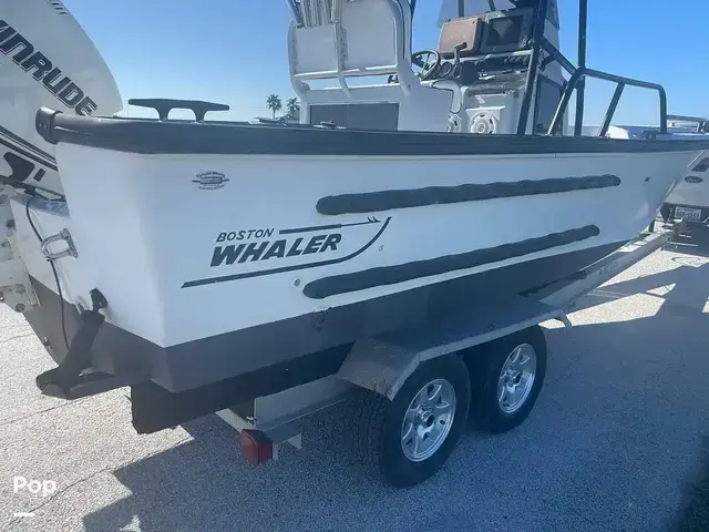 Boston Whaler 21 Outrage (Justice Edition)