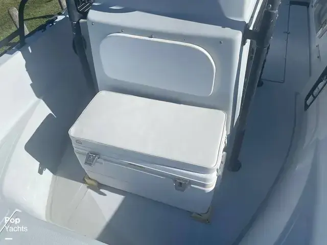 Boston Whaler 21 Outrage (Justice Edition)