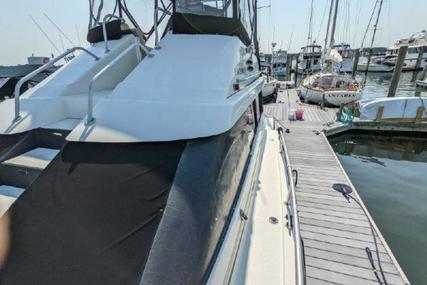 Luhrs Flybridge