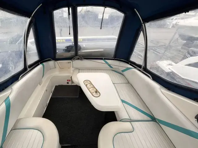 Sealine 270 S