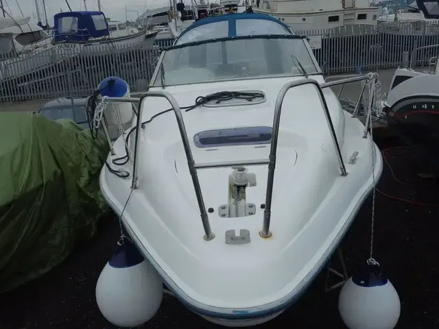 Sealine 270 S