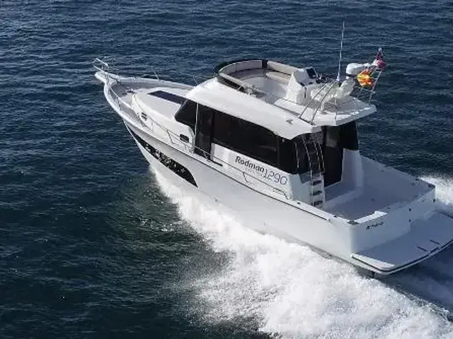 Rodman 1290 Evolution Flybridge