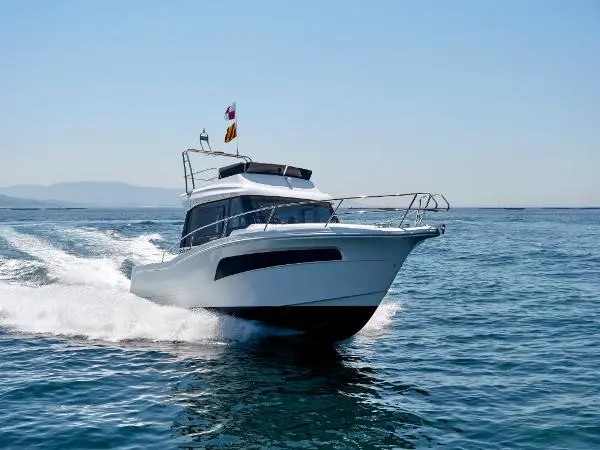 2023 Rodman 1090 evolution flybridge