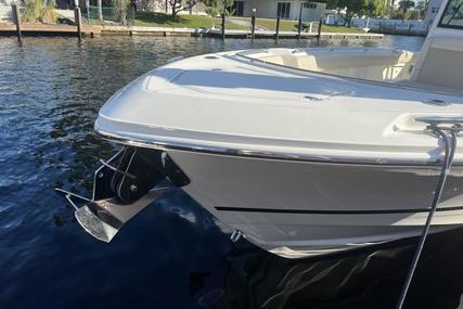 Boston Whaler 330 Outrage