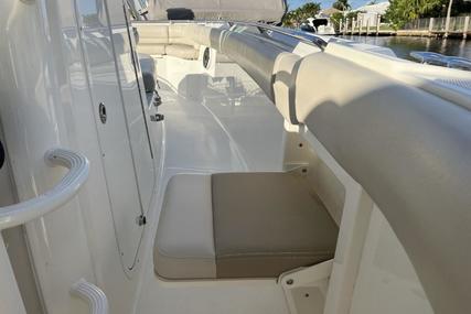 Boston Whaler 330 Outrage