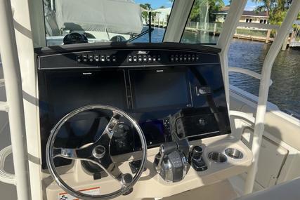 Boston Whaler 330 Outrage