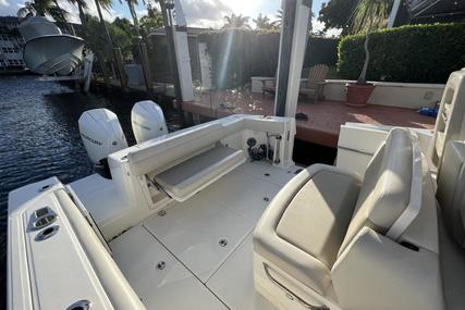 Boston Whaler 330 Outrage